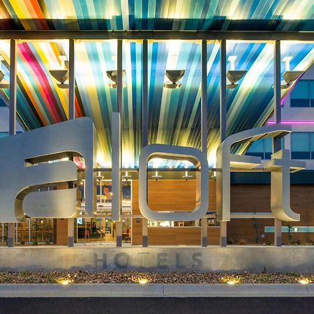 Aloft North Kansas City Bagian luar foto