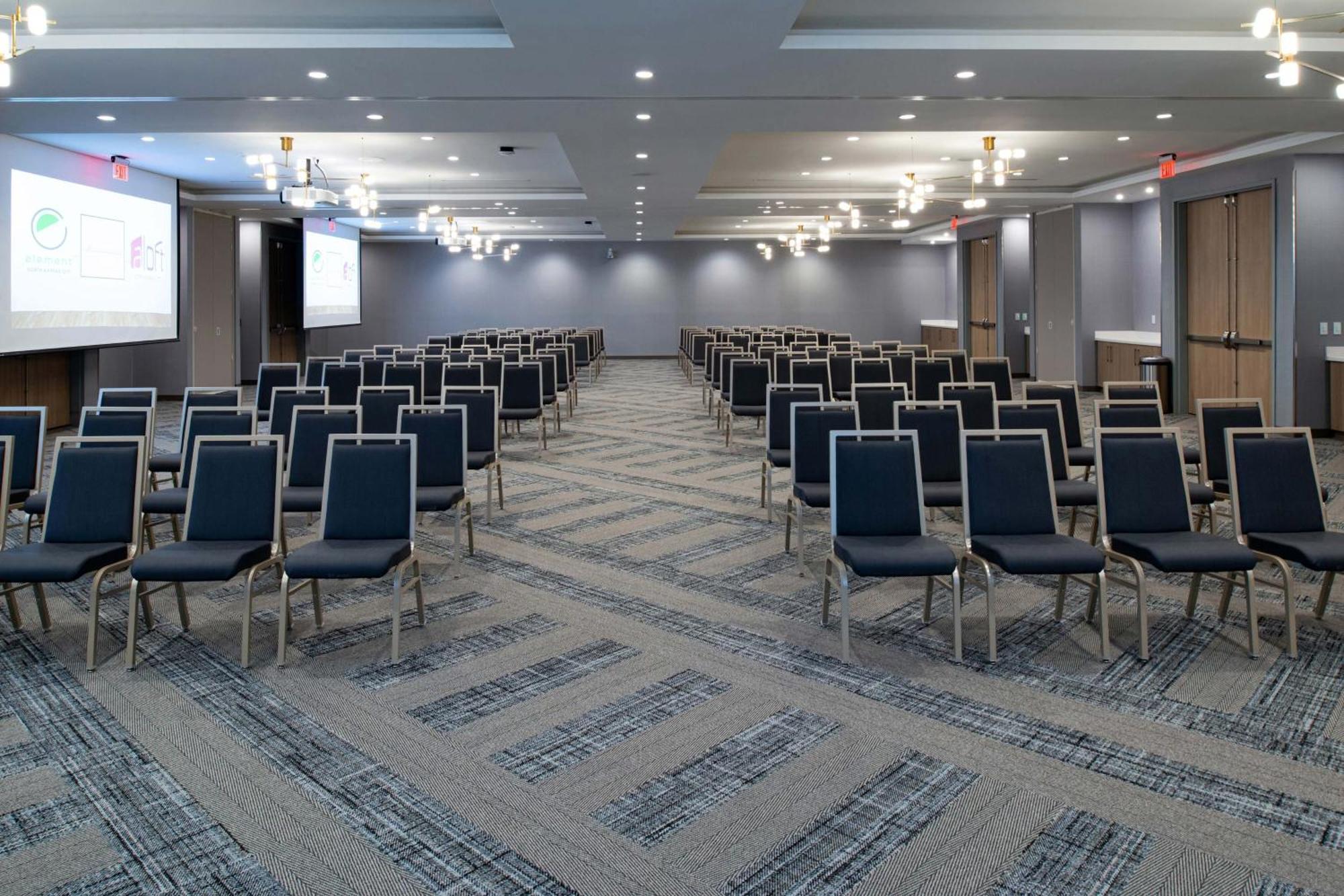 Aloft North Kansas City Bagian luar foto