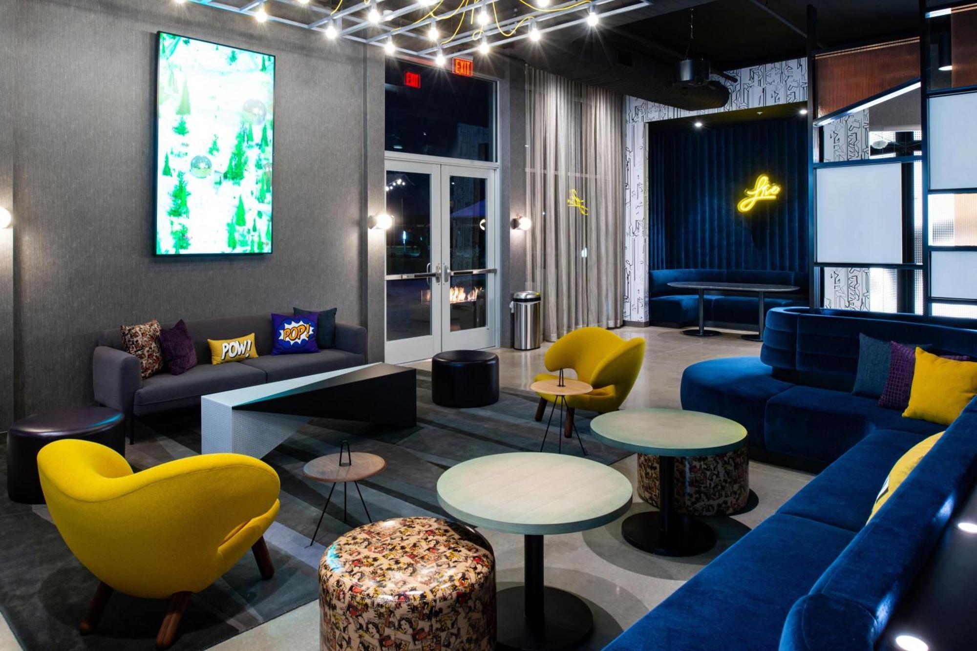 Aloft North Kansas City Bagian luar foto